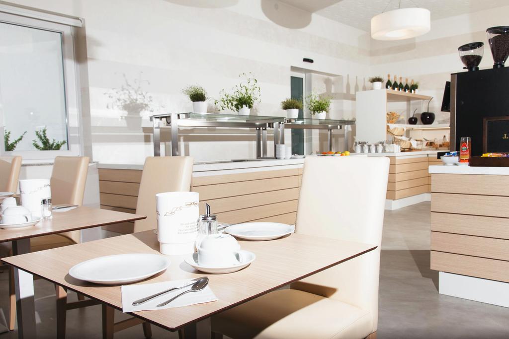 Hotel Alex 리그나노 사비아도로 외부 사진