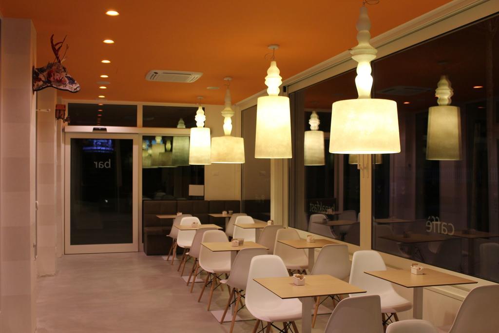 Hotel Alex 리그나노 사비아도로 외부 사진